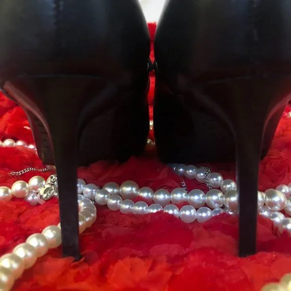 TAHARI Womens BARBI HIGH HEELS - Picture 2 of 16